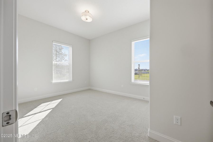 Spacious, unfurnished interior of a new home in Silver Landing At Silverleaf, St. Augustine (Image 17).