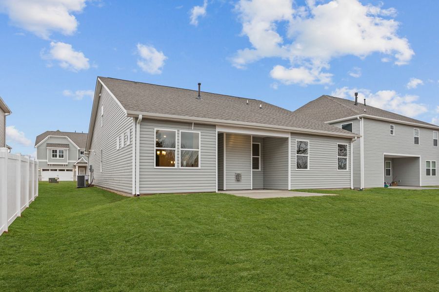 135 Anderson Oaks Lane, Easley, SC. - Slide 4 135 Anderson Oaks Lane, Easley, SC. - Slide 4