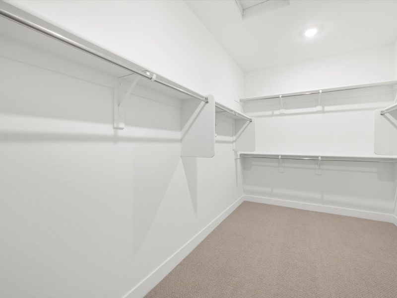 Spacious, unfurnished interior of a new home in Abel Ranch Reserve Series, Goodyear (Image 14).