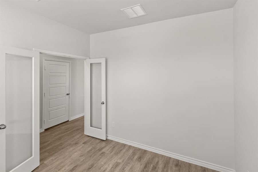 Spacious, unfurnished interior of a new home in Retreat at Fossil Creek, Fort Worth (Image 11).