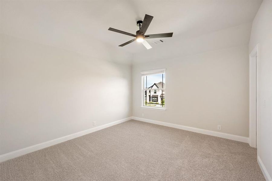 Spacious, unfurnished interior of a new home in The Enclave at Parks of Aledo, Aledo (Image 34). Spacious, unfurnished interior of a new home in The Enclave at Parks of Aledo, Aledo (Image 34).