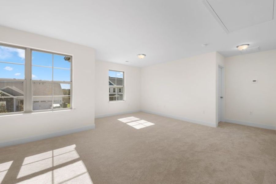 Spacious, unfurnished interior of a new home in Miller's Reserve, Winston-Salem (Image 62).