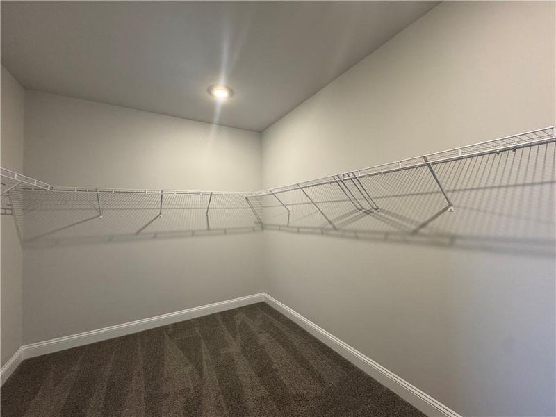 Spacious, unfurnished interior of a new home in Tuscany Hills, Douglasville (Image 17). Spacious, unfurnished interior of a new home in Tuscany Hills, Douglasville (Image 17).