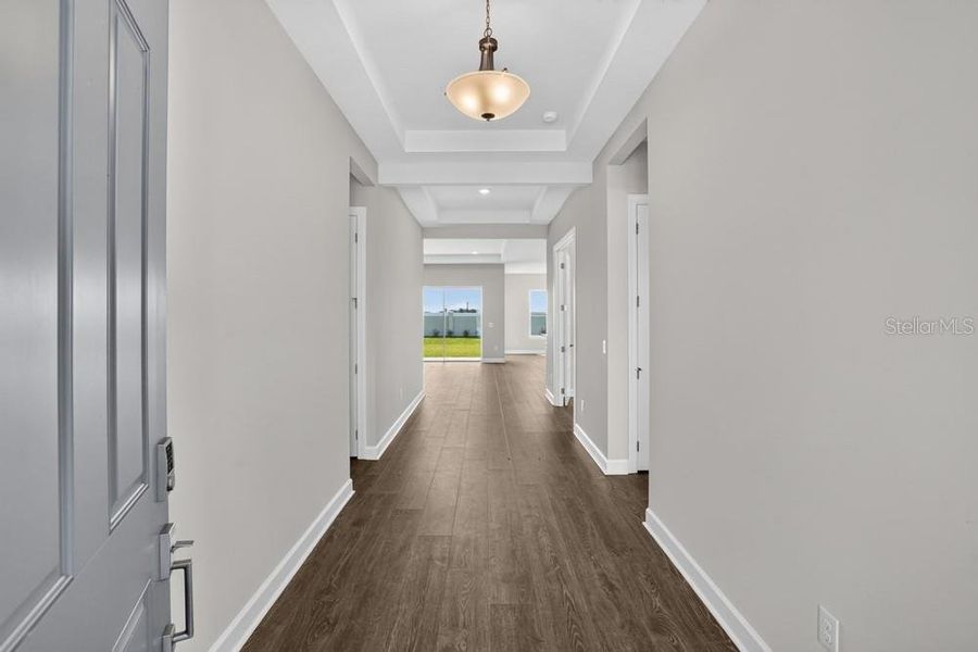 Spacious, unfurnished interior of a new home in Coasterra Community Group Page, Palmetto (Image 14).