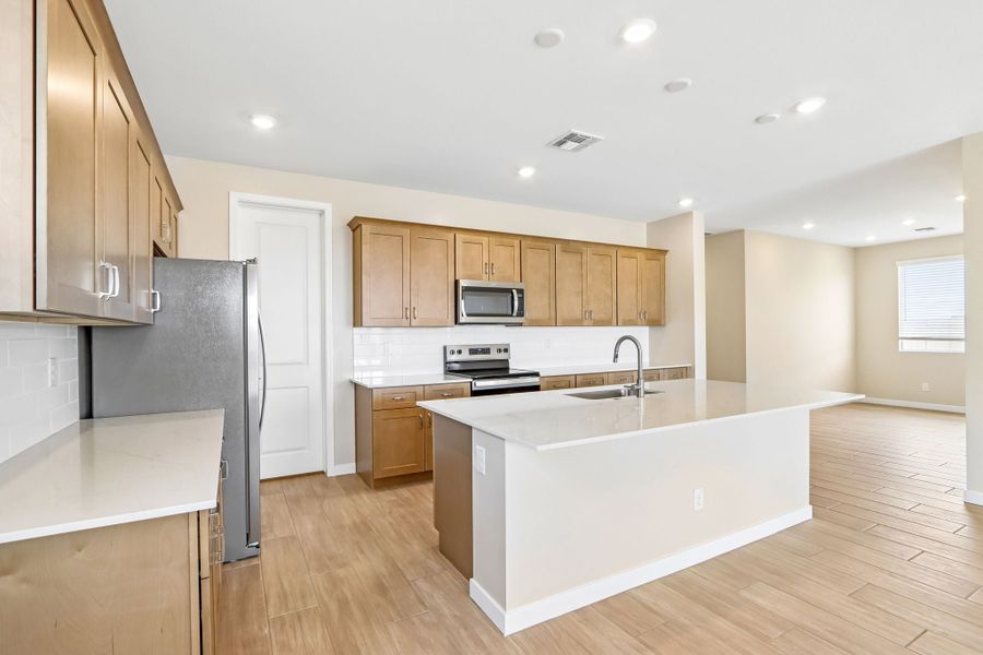 24153 W Atlantis Way, Buckeye, AZ.  - Slide 8