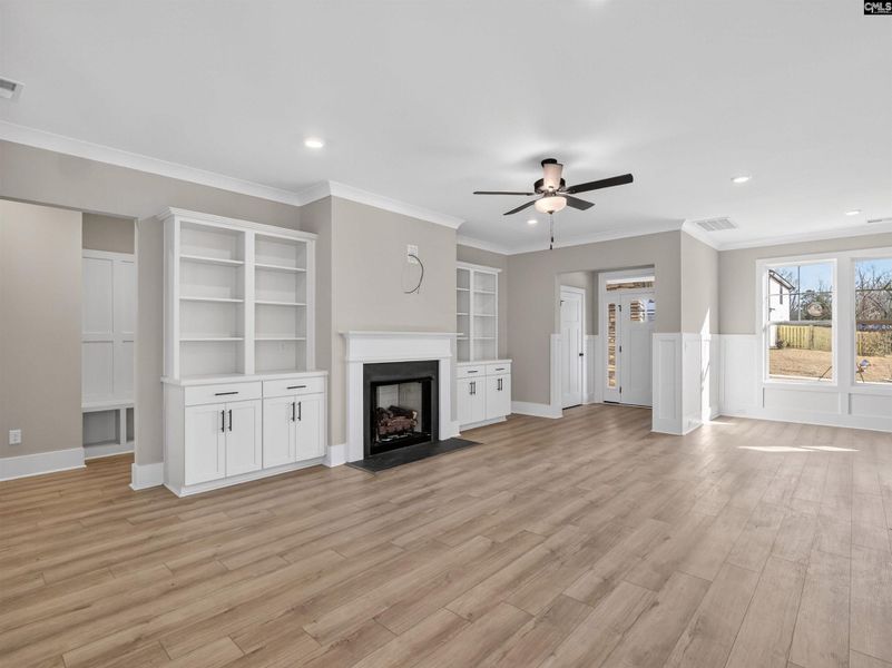 Spacious, unfurnished interior of a new home in Collins Cove, Chapin (Image 20).