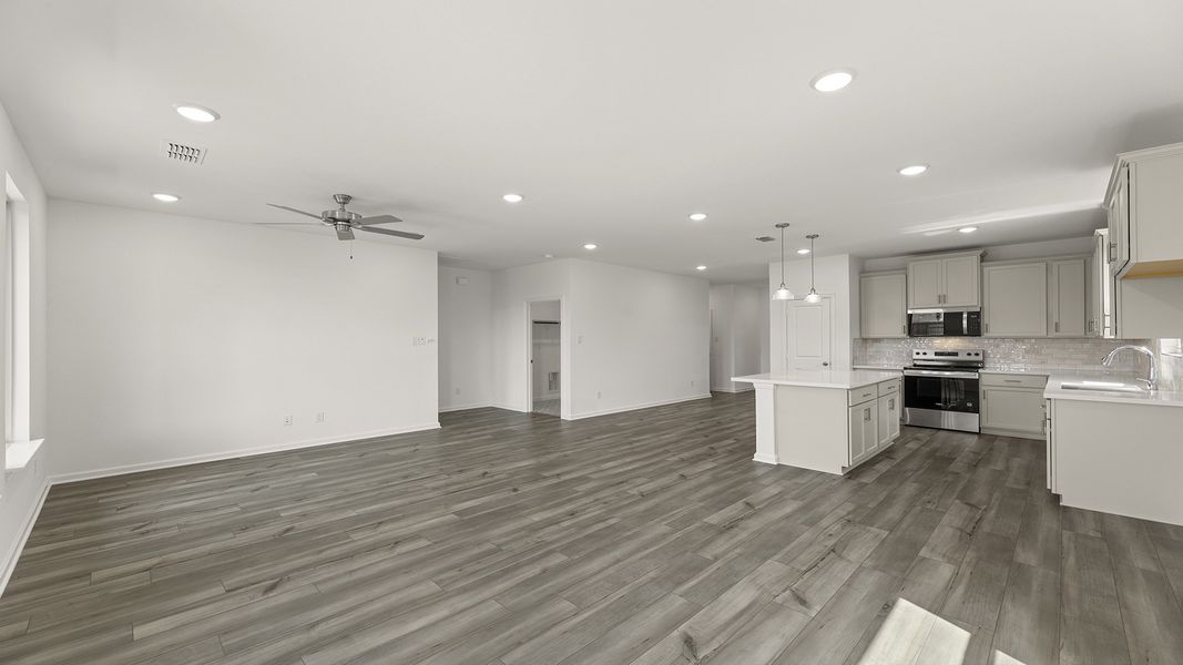 Spacious, unfurnished interior of a new home in Churchill 50s, Anna (Image 39). Spacious, unfurnished interior of a new home in Churchill 50s, Anna (Image 39).