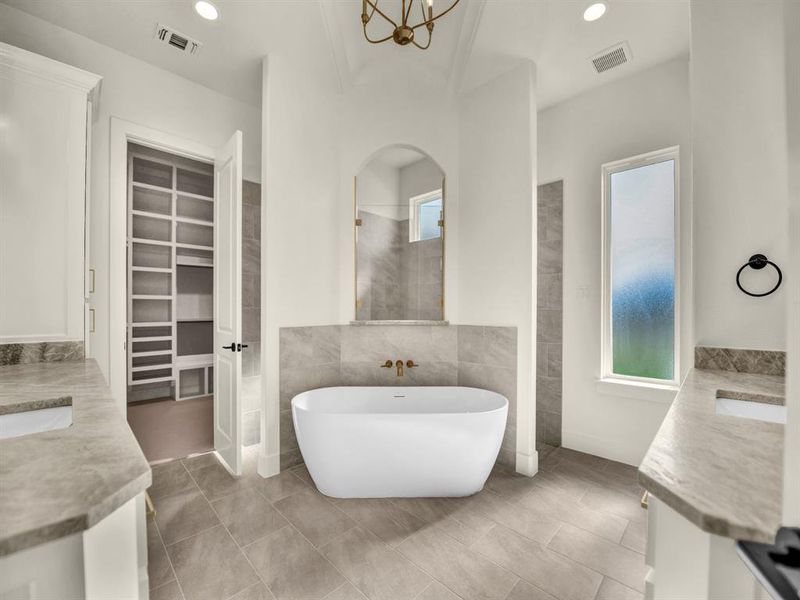 Furnished interior view inside a new home in , Weatherford (Image 11).