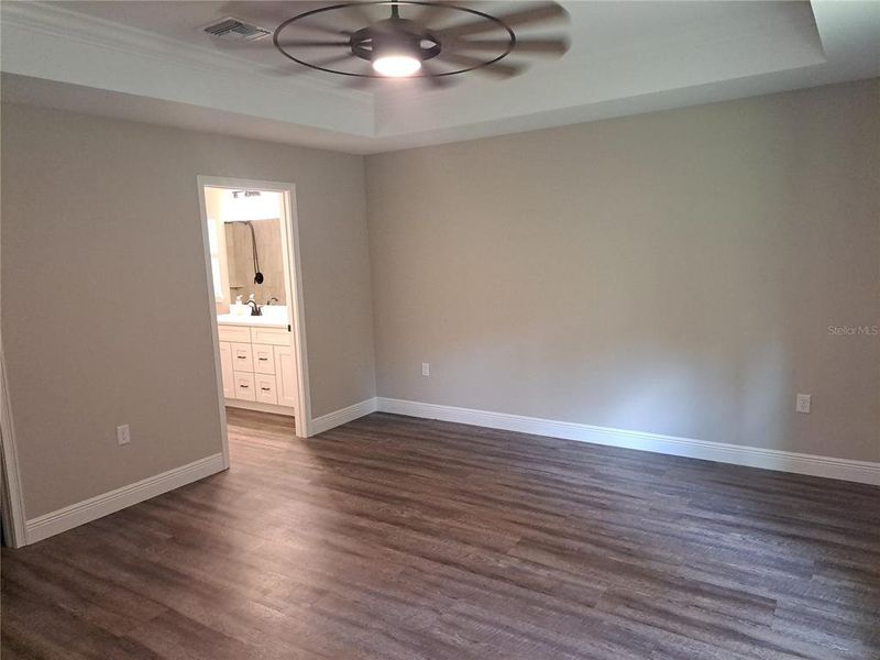 Spacious, unfurnished interior of a new home in , Citrus Springs (Image 22).