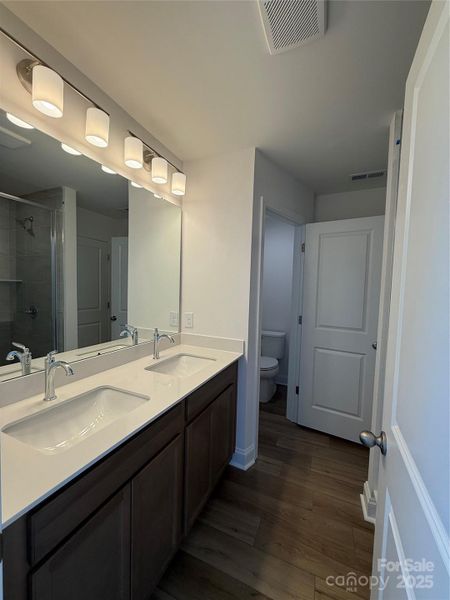 Owner's Bathroom