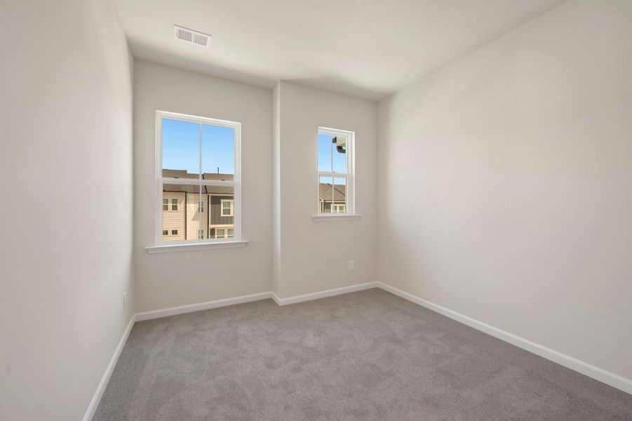 Representative unfurnished interior of a home built from the Huck by Tri Pointe Homes in Twinleaf Townes, Chapel Hill (Image 21).