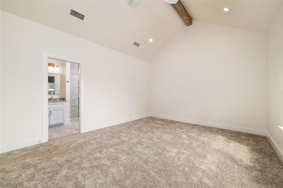 Spacious, unfurnished interior of a new home in , Brownwood (Image 23).