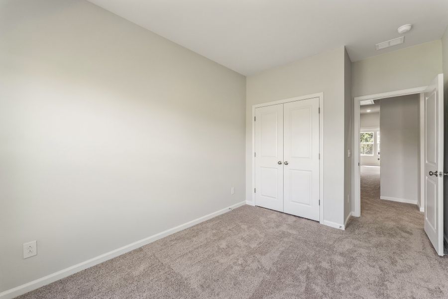 Spacious, unfurnished interior of a new home in Edwards Station, Taylors (Image 20).
