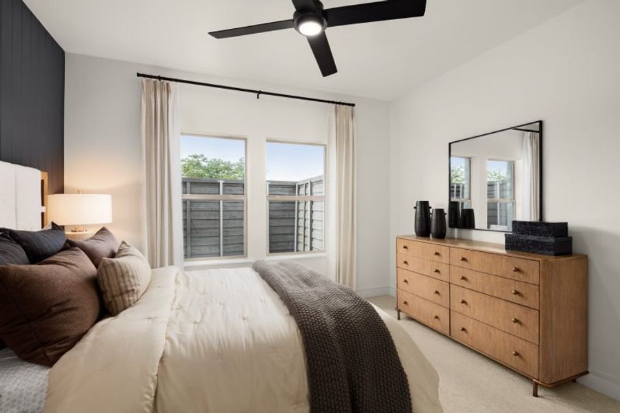 Furnished interior view inside a new home in Linkside Las Colinas, Irving (Image 13).