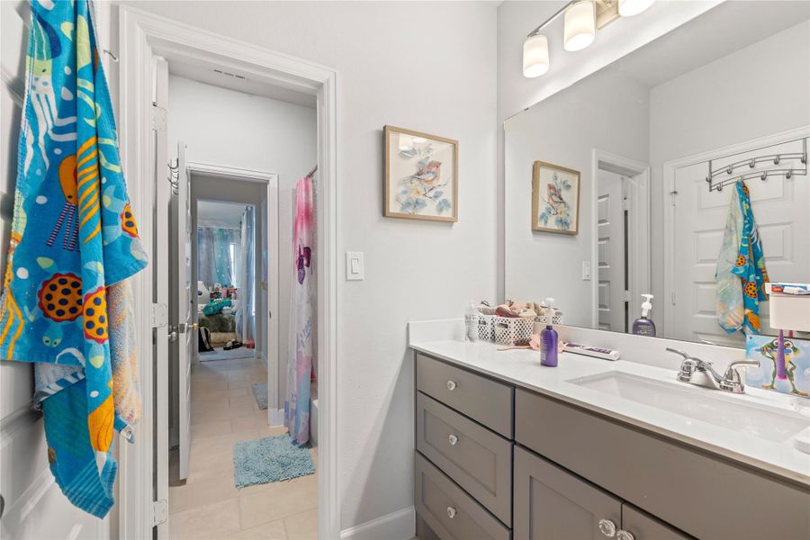 Furnished interior view inside a new home in Fulbrook On Fulshear Creek 60', Fulshear (Image 7). Furnished interior view inside a new home in Fulbrook On Fulshear Creek 60', Fulshear (Image 7).