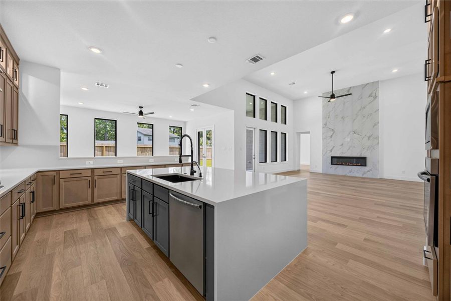 Furnished interior view inside a new home in Friendswood Trails 70' Homesites, Friendswood (Image 9).