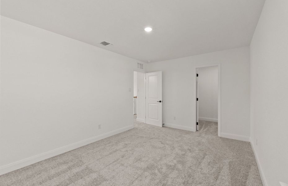 Spacious, unfurnished interior of a new home in Patterson Ranch, Georgetown (Image 32).