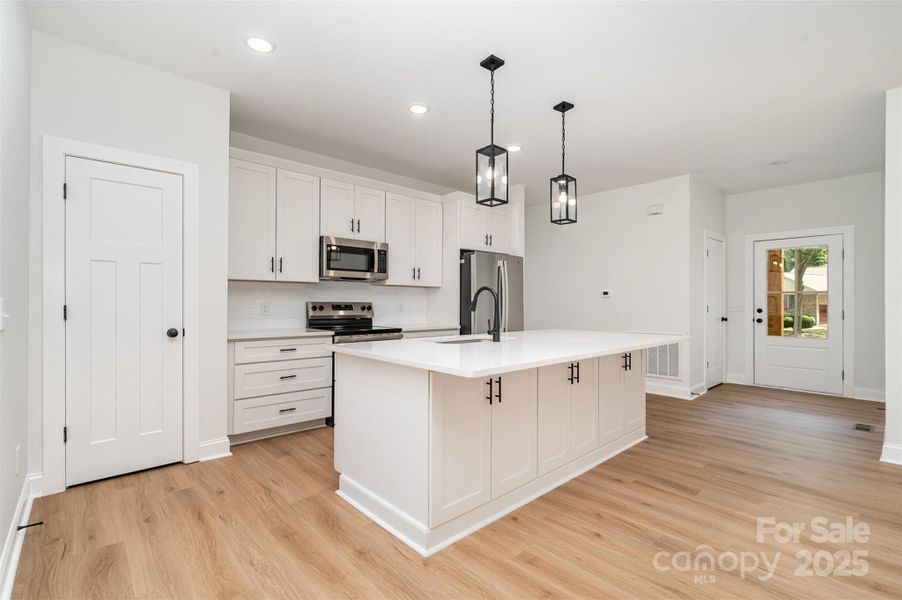 Furnished interior view inside a new home in , Kannapolis (Image 6).