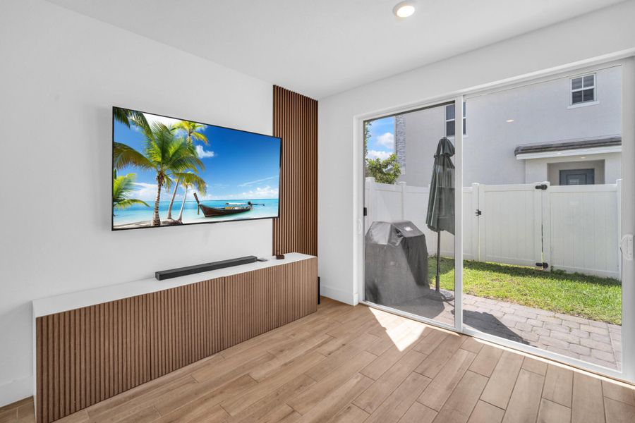 Living Area Living Area