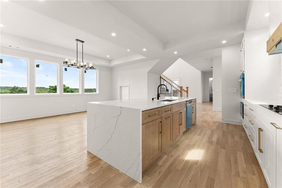 Furnished interior view inside a new home in , Clermont (Image 15).