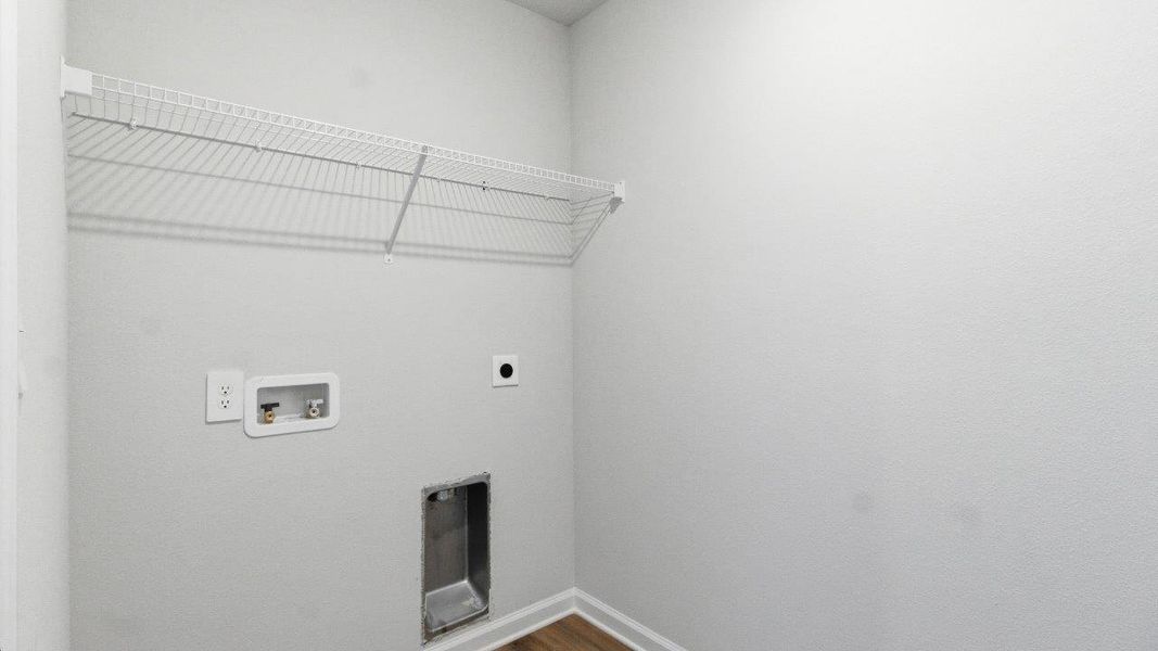 Spacious, unfurnished interior of a new home in Wesley Park, Crawfordville (Image 24).