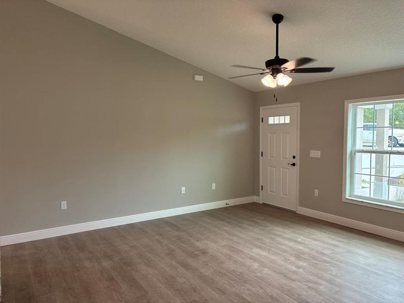 Spacious, unfurnished interior of a new home in , Dunnellon (Image 21). Spacious, unfurnished interior of a new home in , Dunnellon (Image 21).