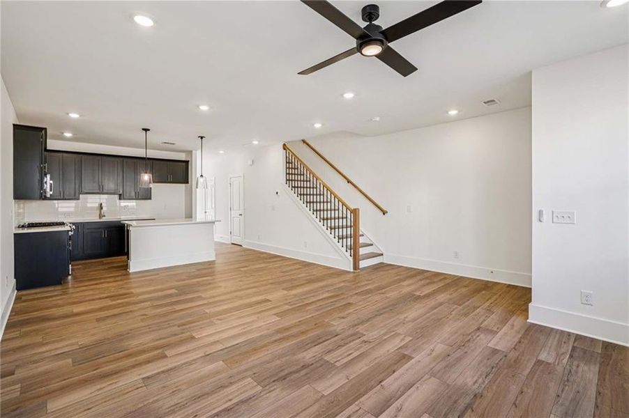 Spacious, unfurnished interior of a new home in Park Vue, Atlanta (Image 17). Spacious, unfurnished interior of a new home in Park Vue, Atlanta (Image 17).