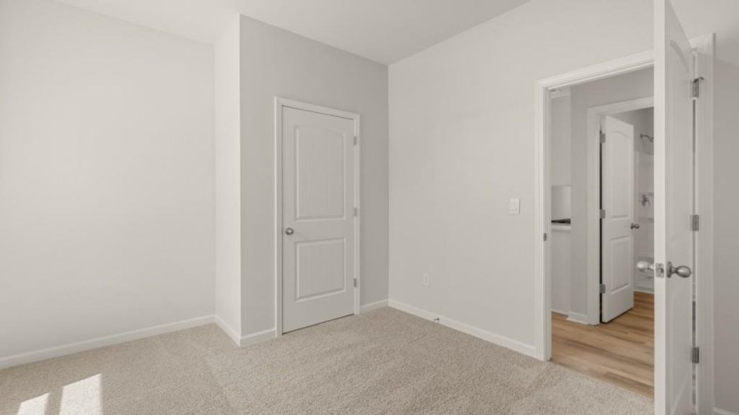 Spacious, unfurnished interior of a new home in Braselton Village, Braselton (Image 15). Spacious, unfurnished interior of a new home in Braselton Village, Braselton (Image 15).