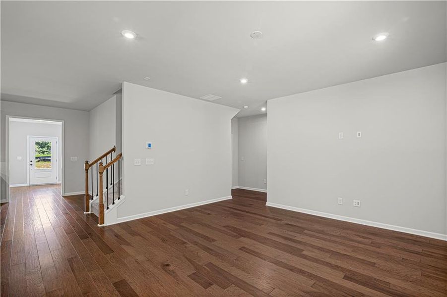 Spacious, unfurnished interior of a new home in Briar Creek, Atlanta (Image 14).