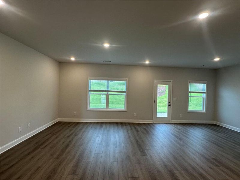 Spacious, unfurnished interior of a new home in Kentmere, Auburn (Image 20). Spacious, unfurnished interior of a new home in Kentmere, Auburn (Image 20).