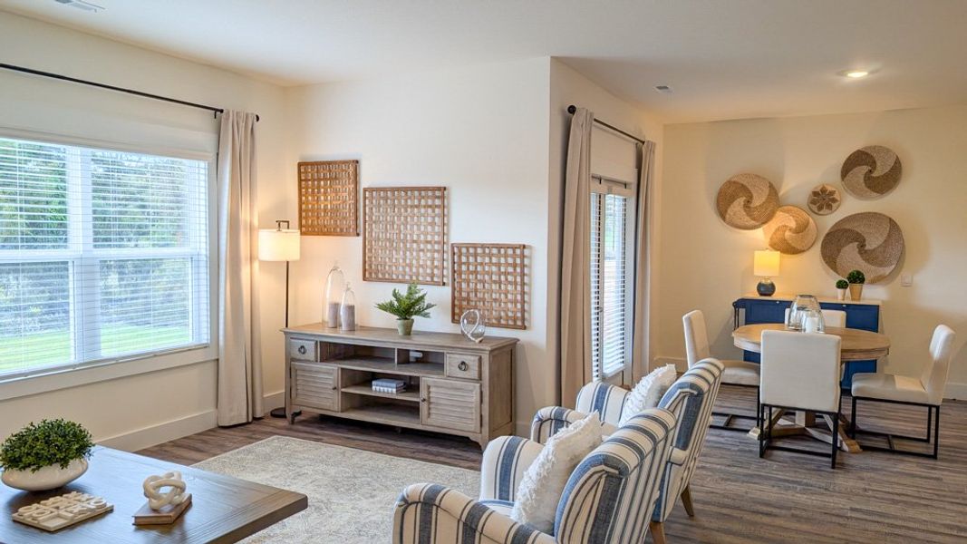Furnished interior view inside a new home in Saint Andrews Garth, Kingsport (Image 8).