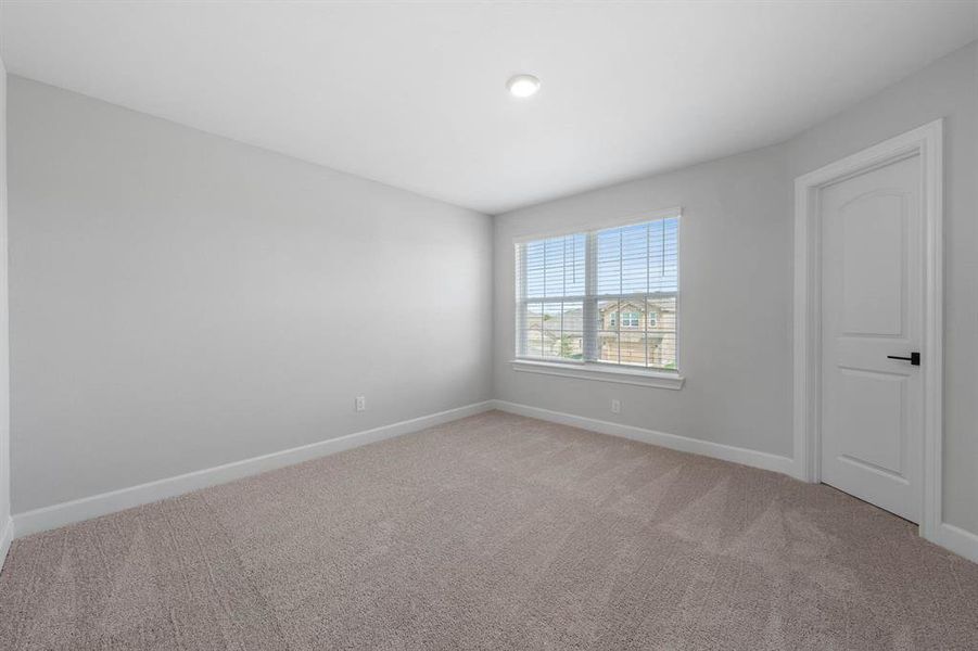 Spacious, unfurnished interior of a new home in Princeton Heights, Princeton (Image 6).