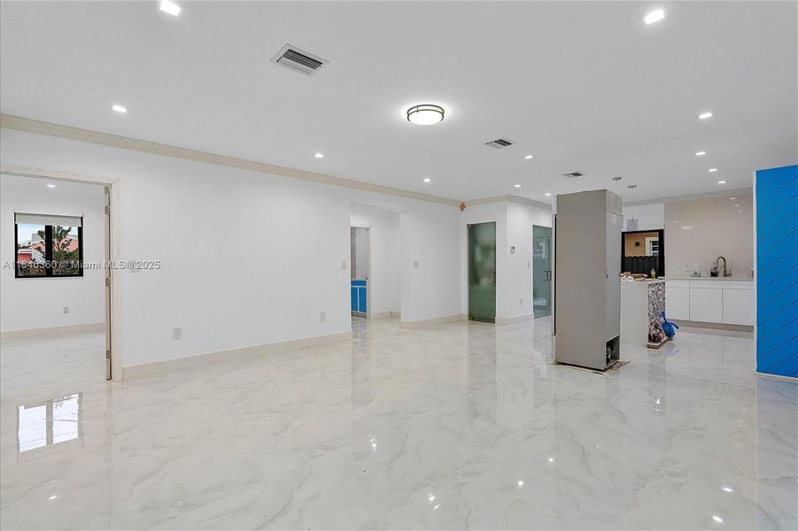 Image 29 of a home in .