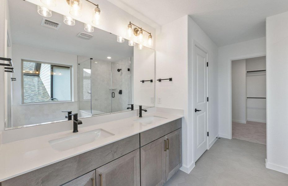Furnished interior view inside a new home in Wolf Ranch, Georgetown (Image 12).