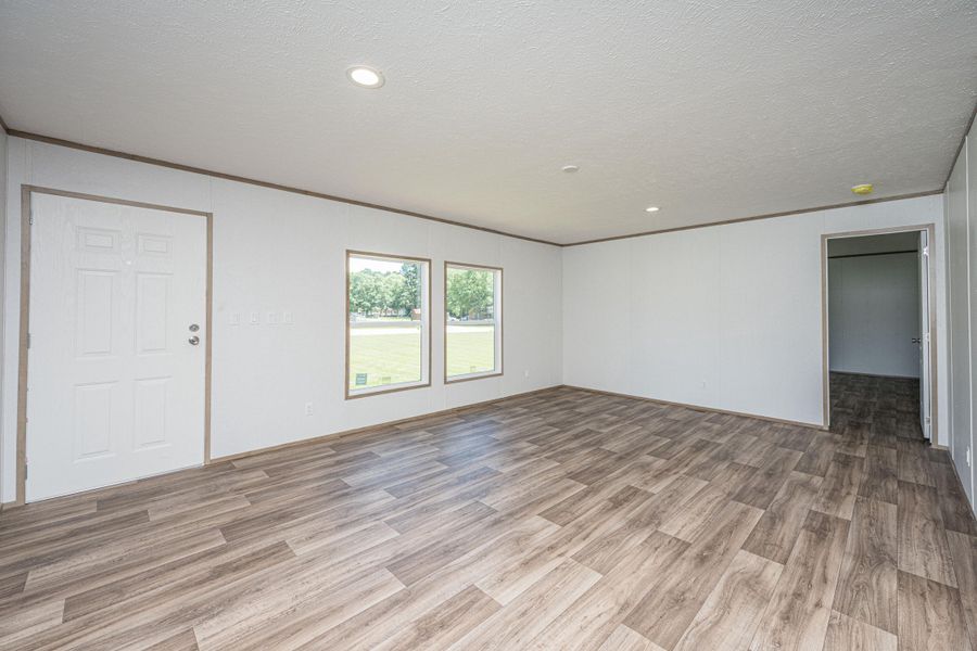 Spacious, unfurnished interior of a new home in , St. George (Image 46).
