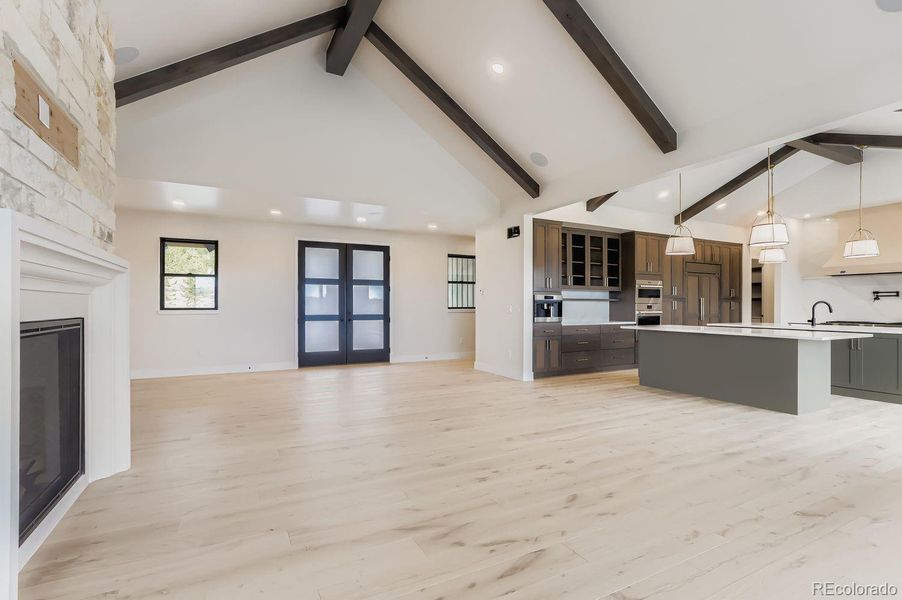 Spacious, unfurnished interior of a new home in , Tabernash (Image 21).