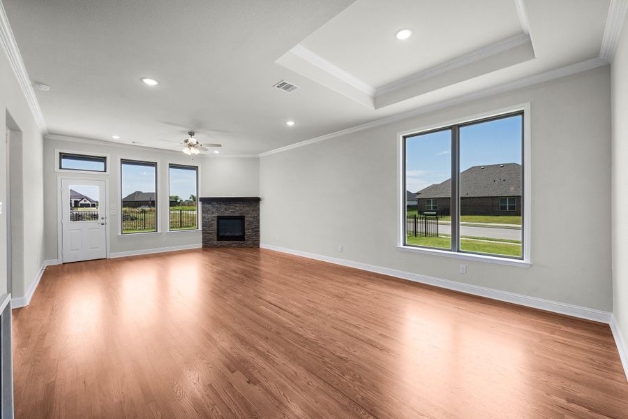 Spacious, unfurnished interior of a new home in Heath Golf and Yacht Club, Heath (Image 12). Spacious, unfurnished interior of a new home in Heath Golf and Yacht Club, Heath (Image 12).