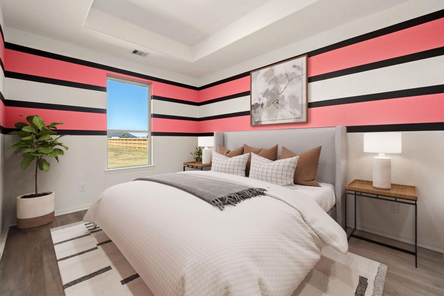 This spacious secondary bedroom is filled with natural light from large windows, creating a serene atmosphere. Its clean design and soft tones make it a comfortable and versatile space for family or guests. This spacious secondary bedroom is filled with natural light from large windows, creating a serene atmosphere. Its clean design and soft tones make it a comfortable and versatile space for family or guests.