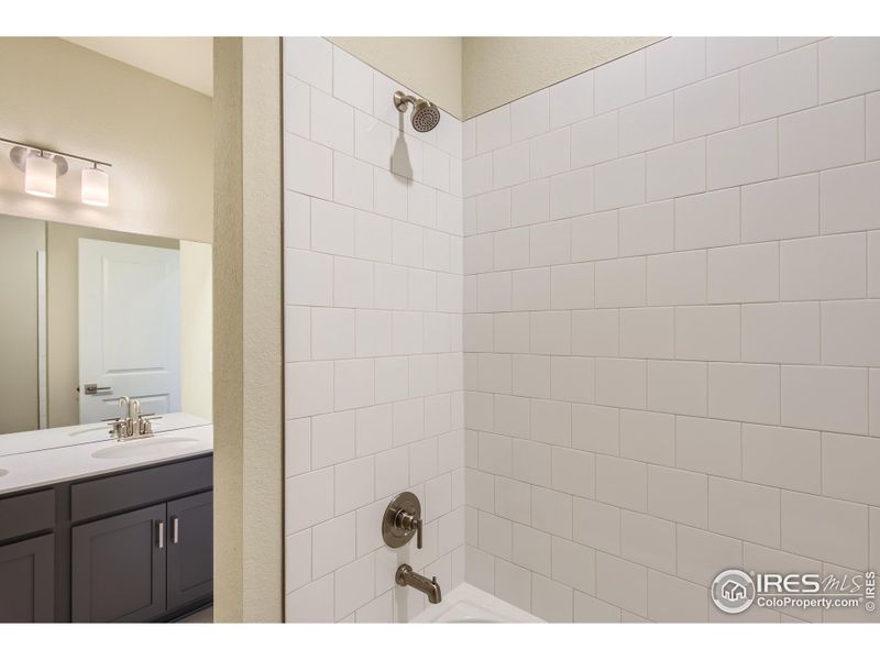 Shared full bathroom Shared full bathroom