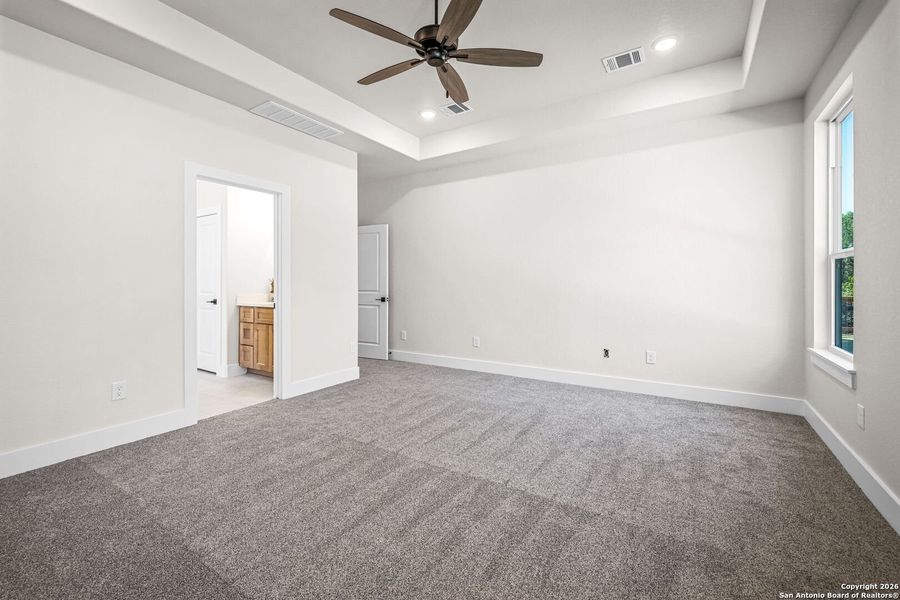 Spacious, unfurnished interior of a new home in , Spring Branch (Image 30).
