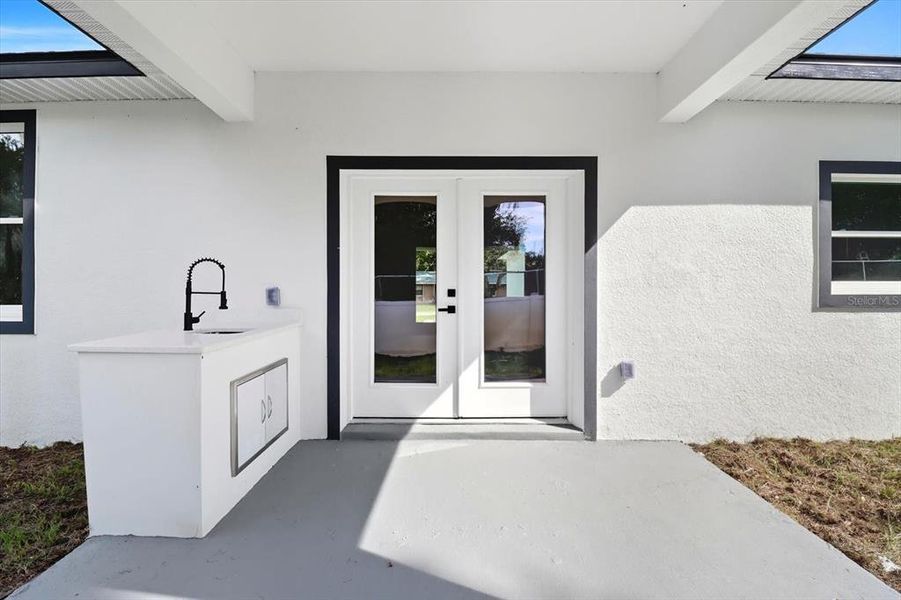 Front exterior of a new home in , Inverness, FL, highlighting curb appeal (Image 25).