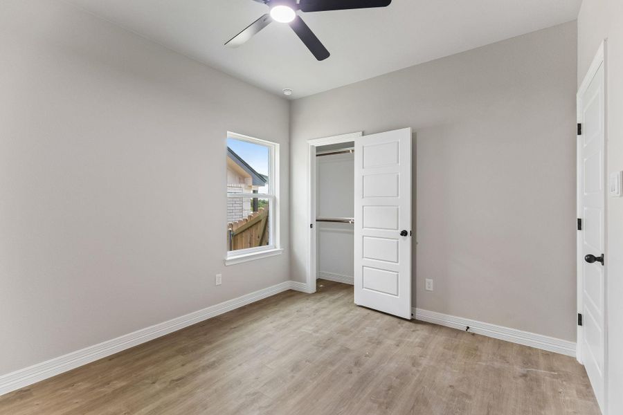 Spacious, unfurnished interior of a new home in , Killeen (Image 28).