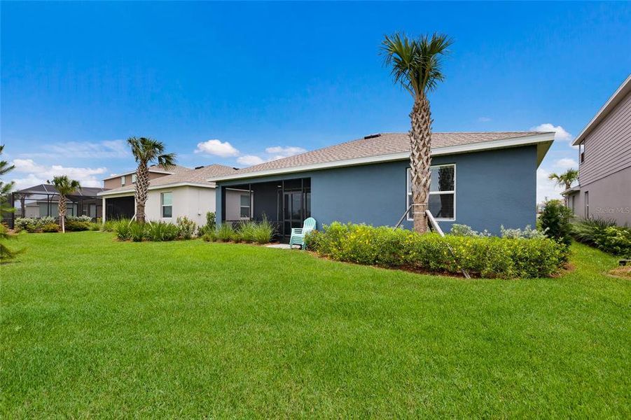 Exterior details and patio area of a home in Rye Ranch, Parrish (Image 27).