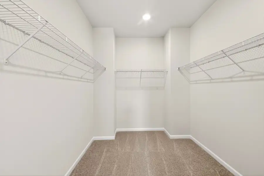 Spacious, unfurnished interior of a new home in Amplitude, Charlotte (Image 33).