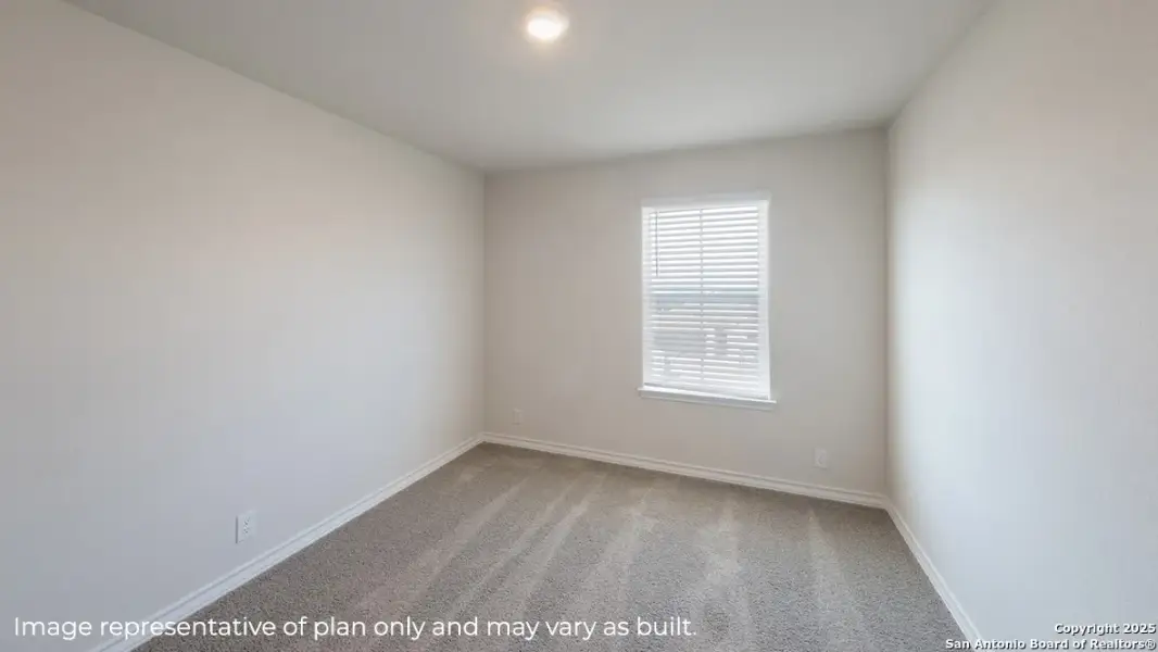 Spacious, unfurnished interior of a new home in Brookstone Creek, San Antonio (Image 19).
