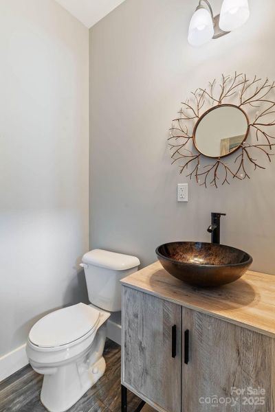 Furnished interior view inside a new home in , Hendersonville (Image 24).