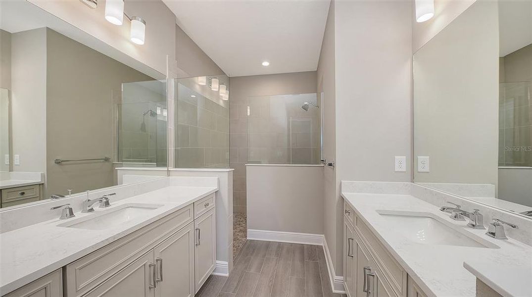 Furnished interior view inside a new home in Palm Grove, Lakewood Ranch (Image 11).