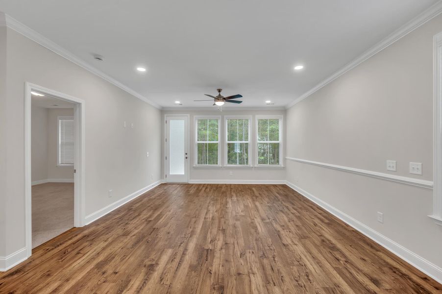 Spacious, unfurnished interior of a new home in , Summerville (Image 29).