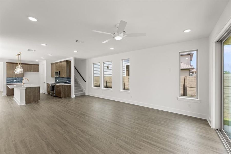 1626 Mint-Living Room-2 1626 Mint-Living Room-2