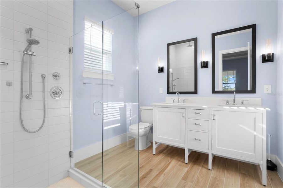 Furnished interior view inside a new home in , Winter Garden (Image 6).